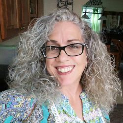 lisa-ruffe-ruftop-estate-sales-owner